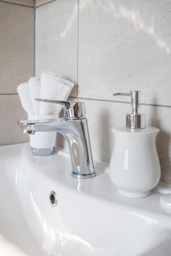 Spacious 2Bdr Apartment - Free Parking Zagreb Buitenkant foto